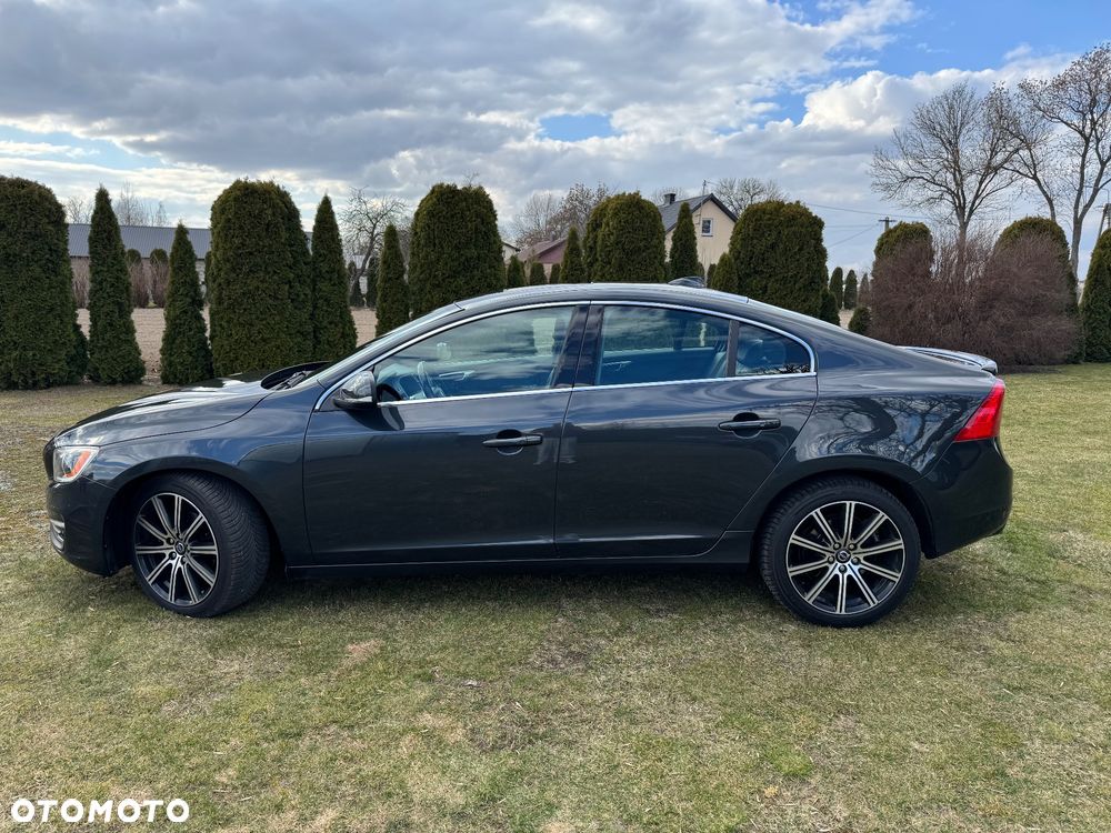 Volvo S60 T5 Geartronic - 4