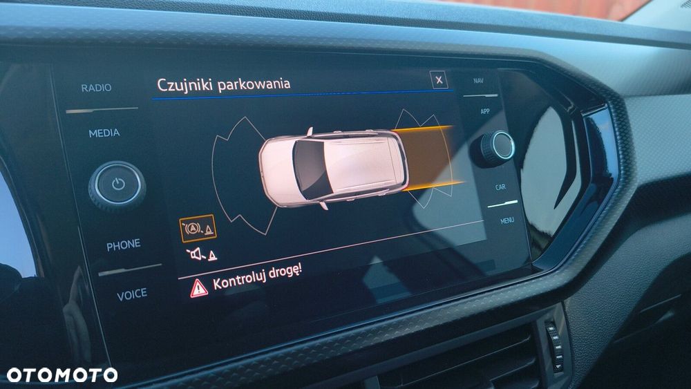 Volkswagen T-Cross - 16