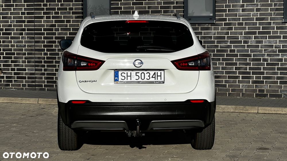 Nissan Qashqai 1.6 DIG-T N-Connecta - 17