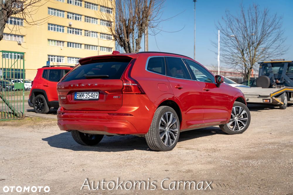 Volvo XC 60 T5 AWD Momentum - 7