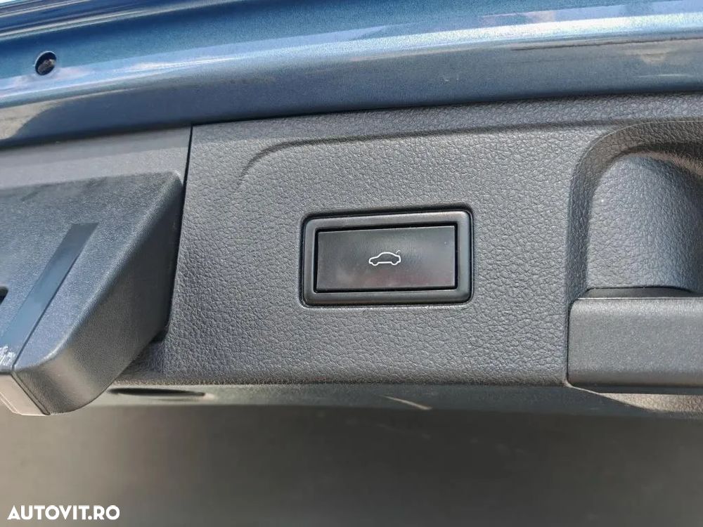 Volkswagen Passat 1.4 TSI Plug-In-Hybrid DSG GTE - 34