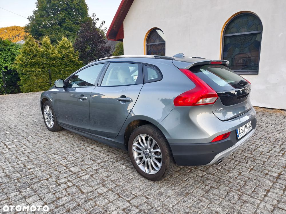 Volvo V40 Cross Country T4 AWD Geartronic Summum - 3