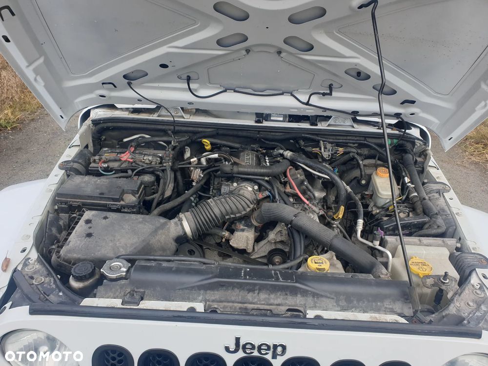 Jeep Wrangler Unlimited 3.8 Automatik Sahara - 7