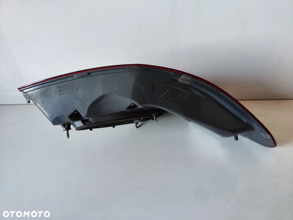 Lampa tylna lewa Mercedes C Klasa A2059060357 - 7