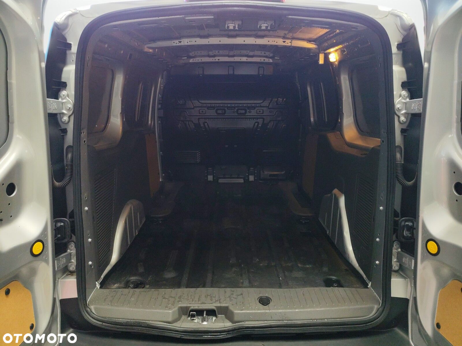 Ford transit-connect - 15