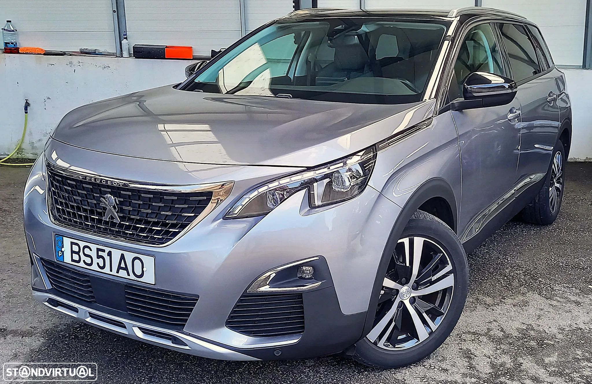 Peugeot 5008 1.5 BlueHDi Allure Baixo Consumo - 1