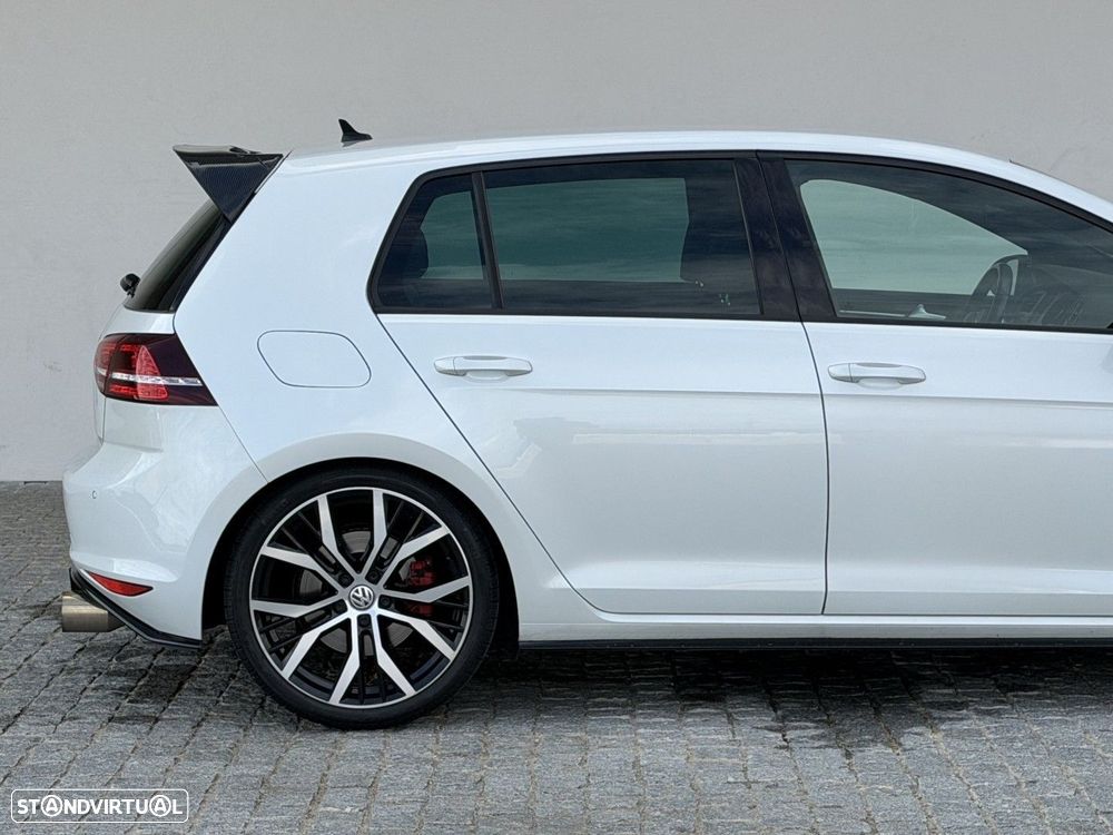 VW Golf 2.0 TSi GTi DSG - 12