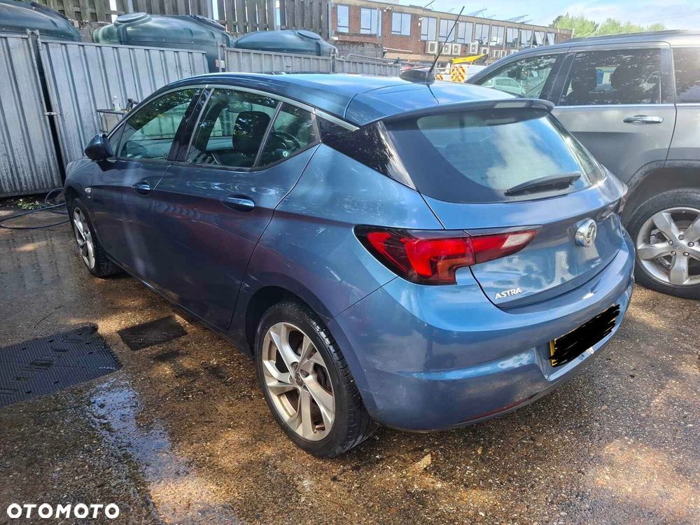 Opel Astra 1.4 Selection - 2