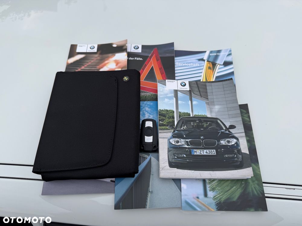 BMW Seria 1 116i - 22