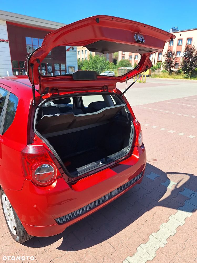 Chevrolet Aveo 1.2 16V Base / Classic - 8