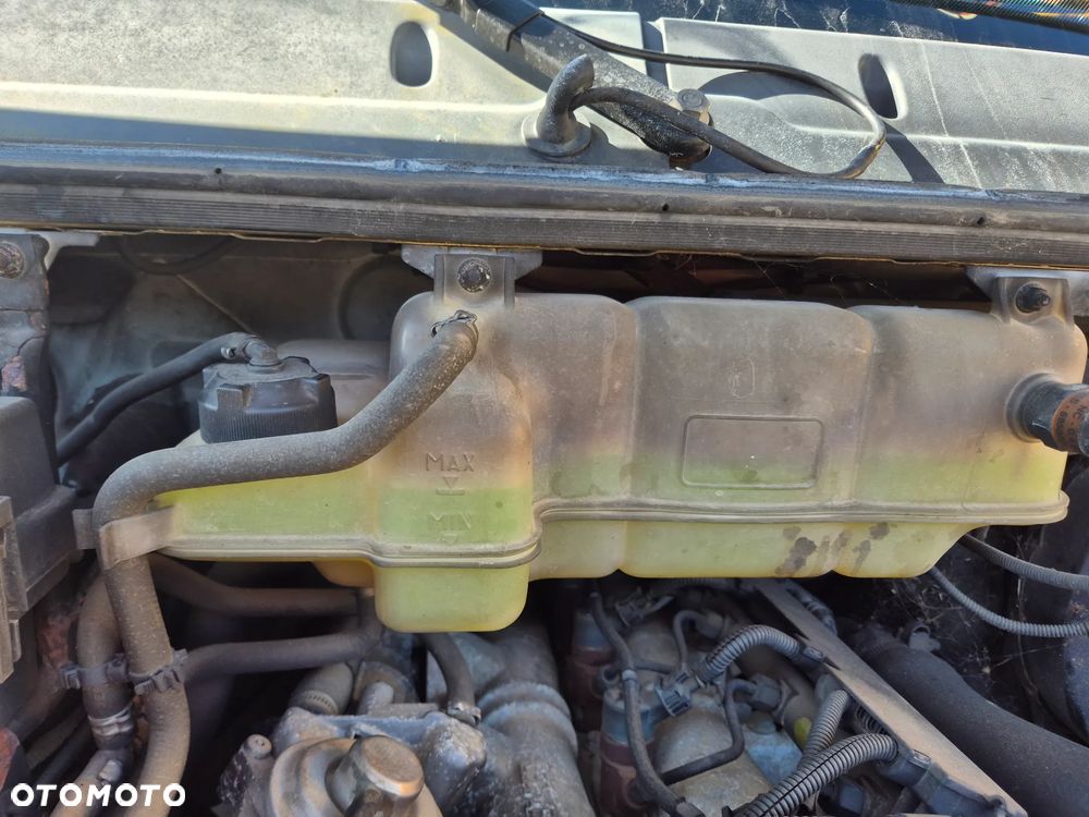 Iveco DAILY 40C18 180KM DO PRZEWOZU ZWIERZAT BYDŁA KONIOWÓZ - 37