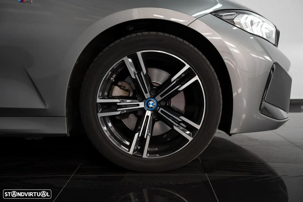 BMW 320 e Pack Desportivo M Auto - 5