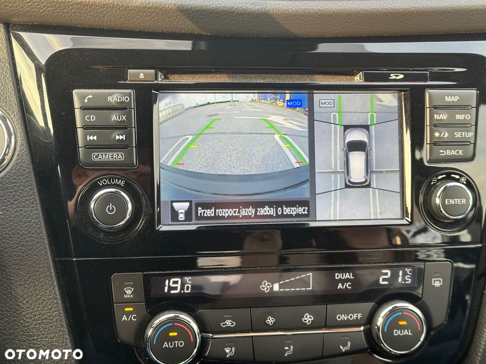 Nissan X-Trail 2.0 dCi N-Connecta 4WD Xtronic - 32