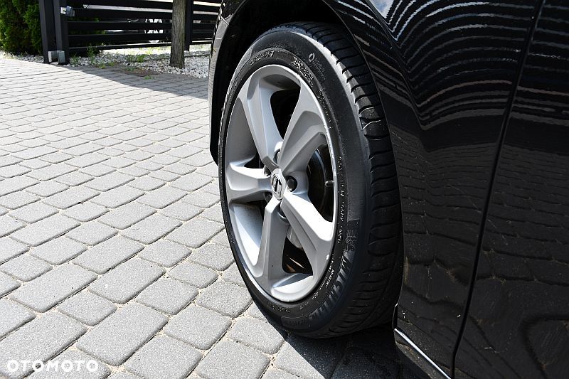 Volvo V40 T3 Momentum - 35