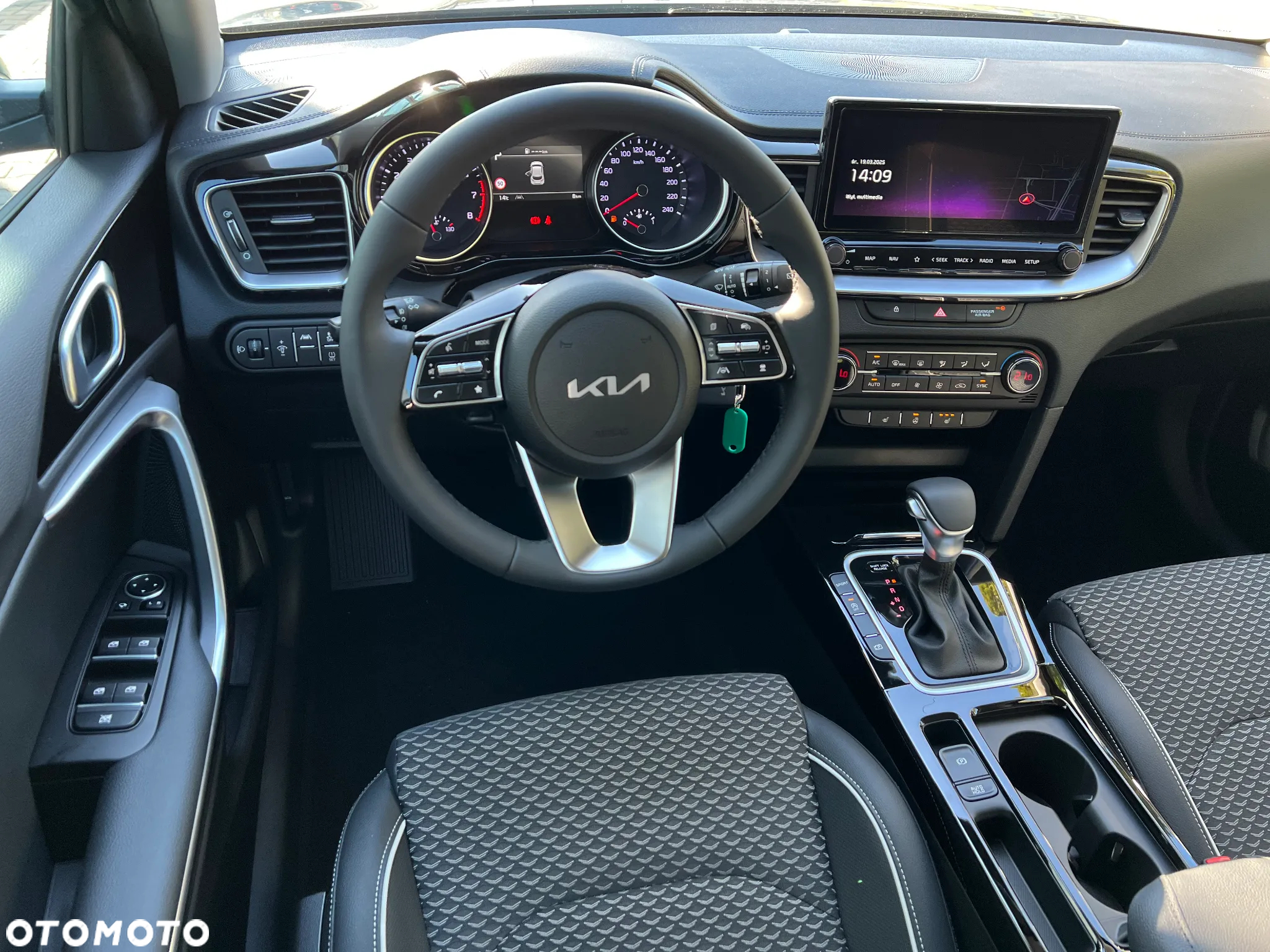 Kia XCeed 1.5 T-GDI L DCT - 10
