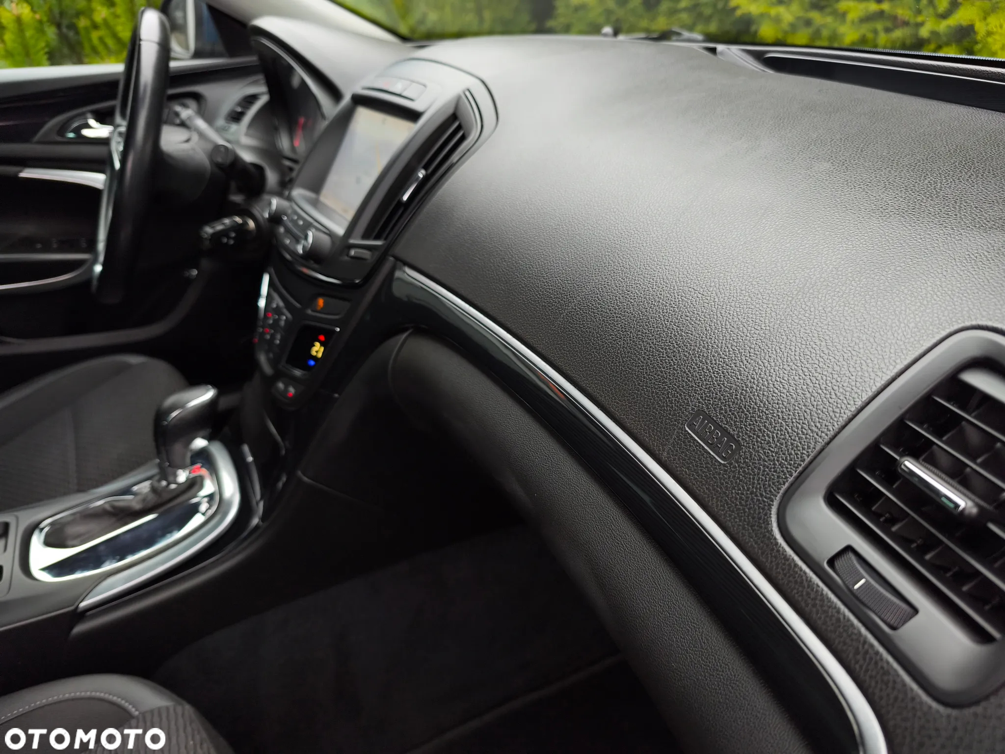 Opel Insignia - 16