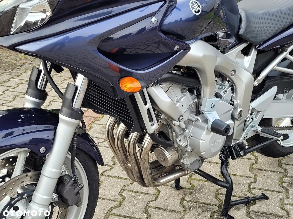 Yamaha FZ6 - 23