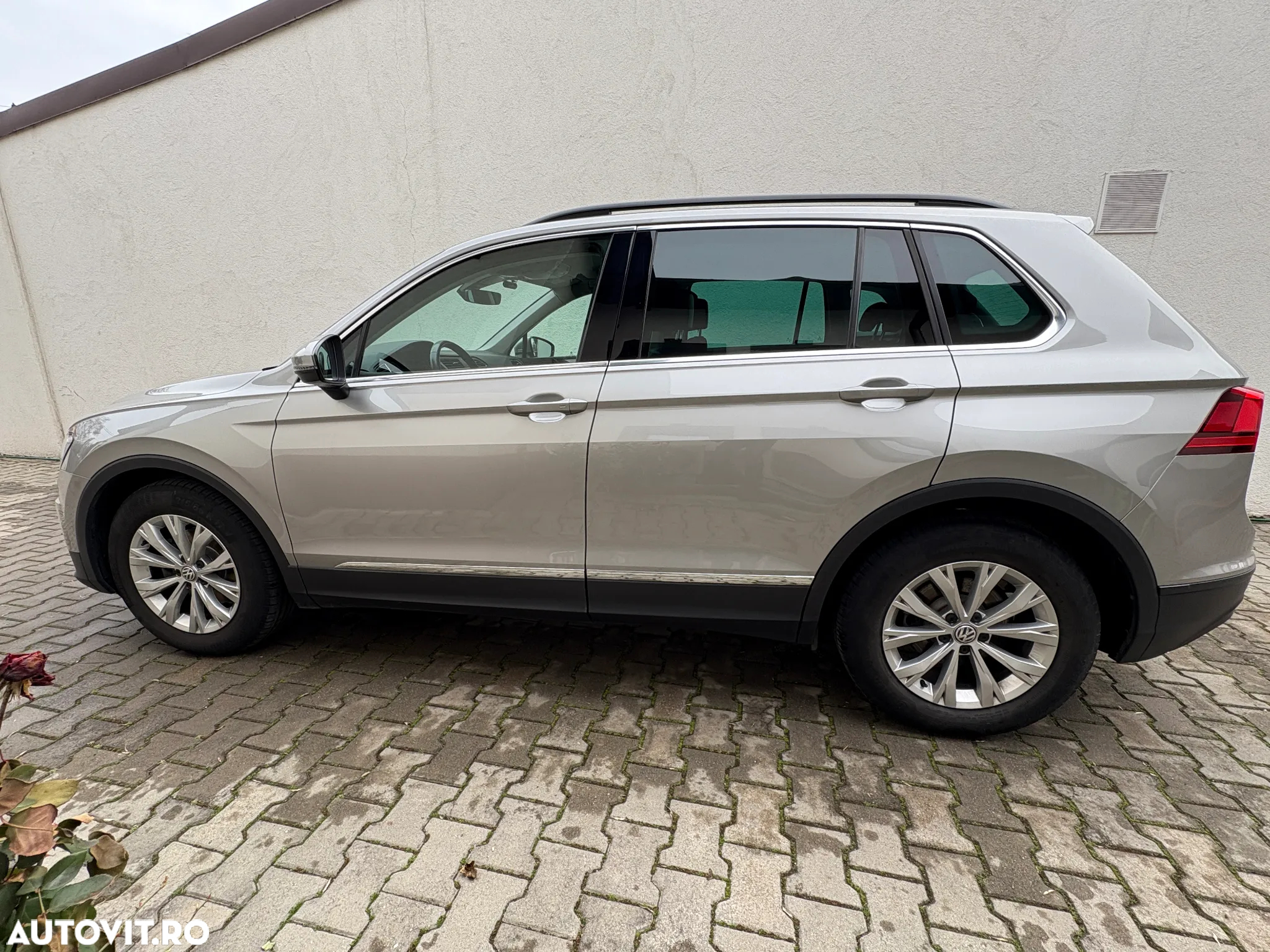 Volkswagen Tiguan 1.5 TSI ACT DSG Comfortline - 3