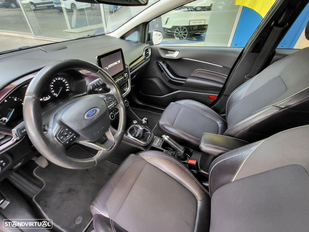 Ford Fiesta 1.5 TDCi Vignale - 18