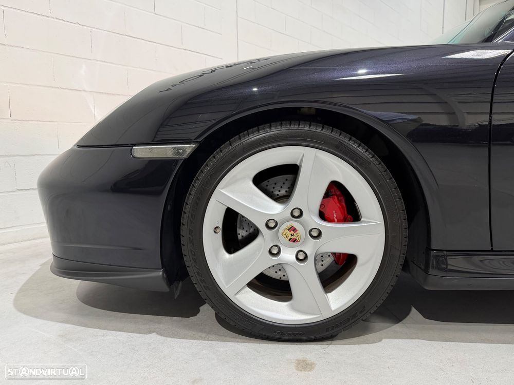 Porsche 911 (996) Turbo - 25
