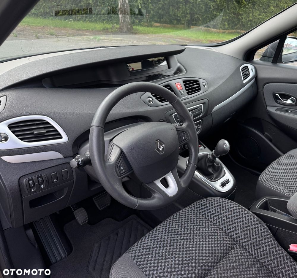 Renault Scenic 1.6 16V Luxe Expression - 34