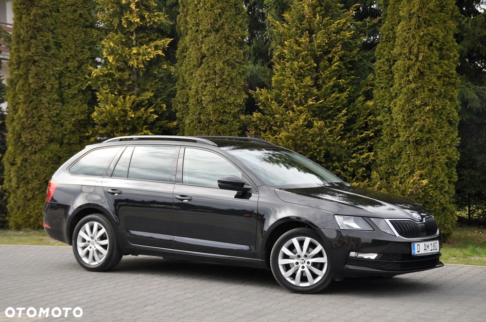Skoda Octavia 2.0 TDI Elegance DSG - 4