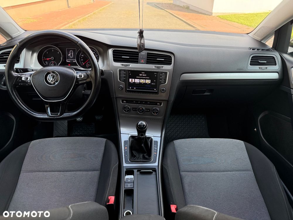 Volkswagen Golf 1.6 TDI BlueMotion Trendline - 9