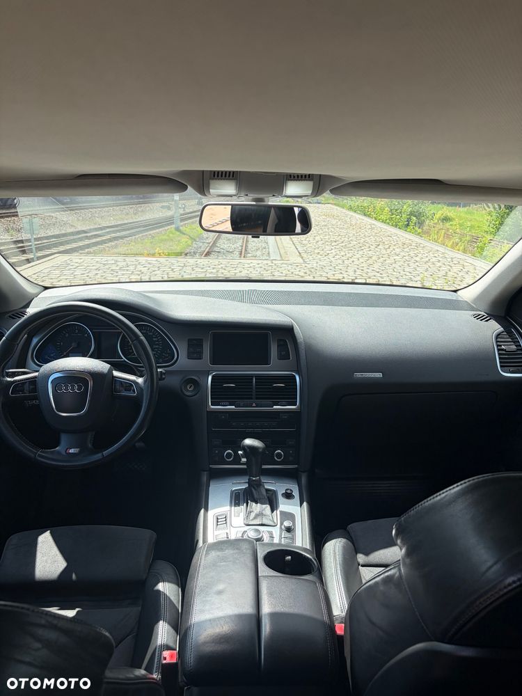Audi Q7 3.0 TDI Quattro Tiptronic - 12