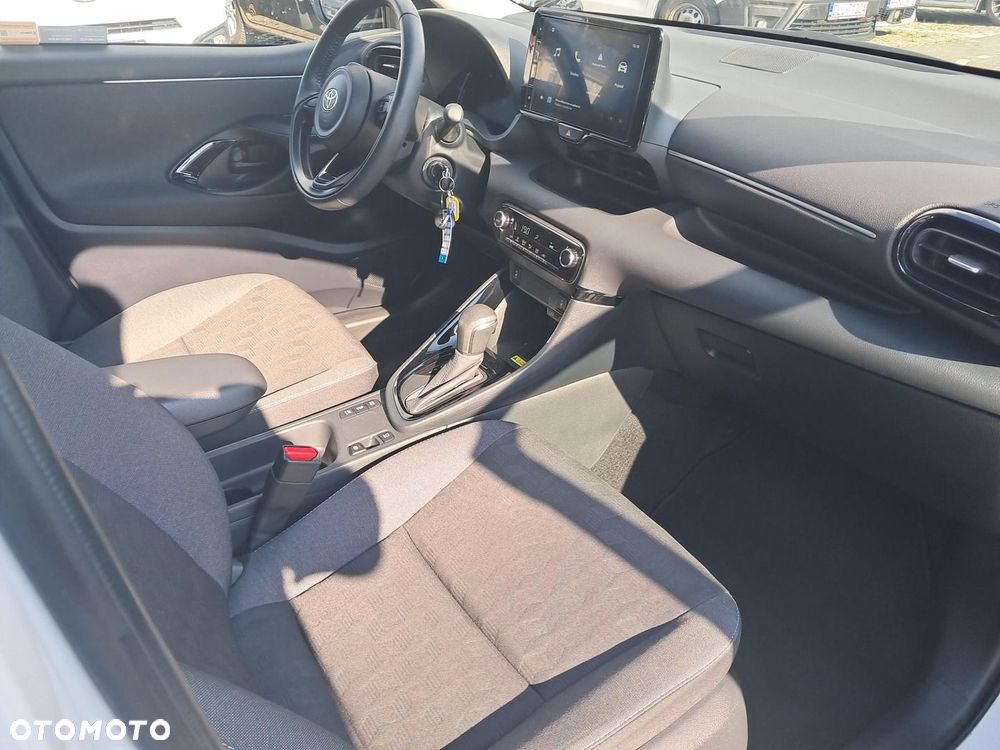 Toyota Yaris Hybrid 1.5 Style - 14