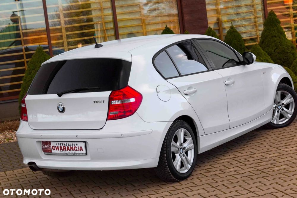 BMW Seria 1 116i - 10