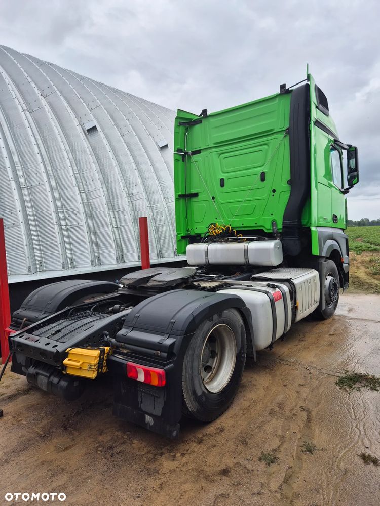 Mercedes-Benz Actros - 6