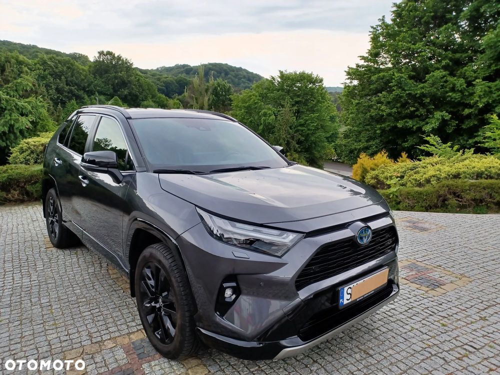 Toyota RAV4 - 1