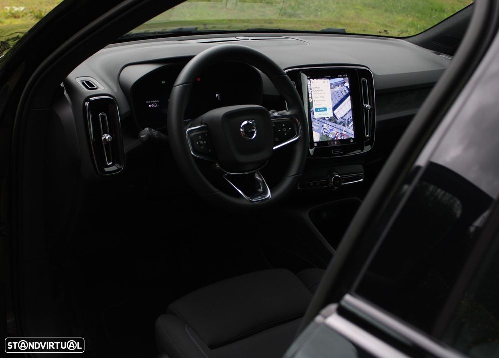 Volvo XC 40 Recharge Core - 22