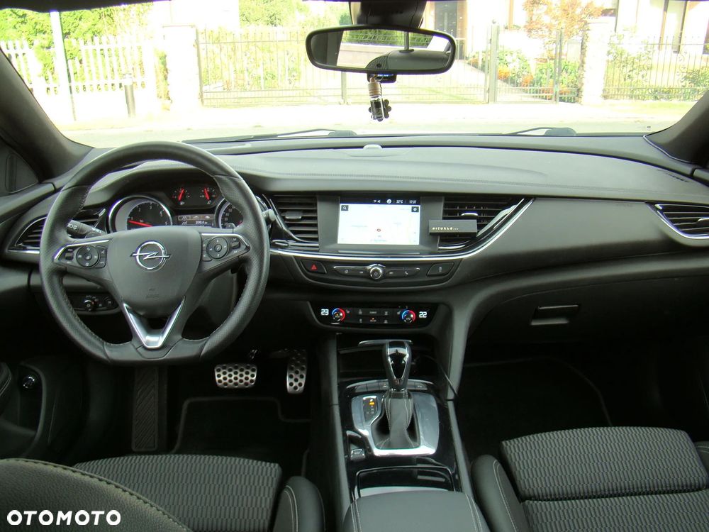 Opel Insignia 2.0 BiTurbo D 4x4 Automatik Business Innovation - 33