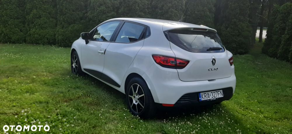 Renault Clio - 7