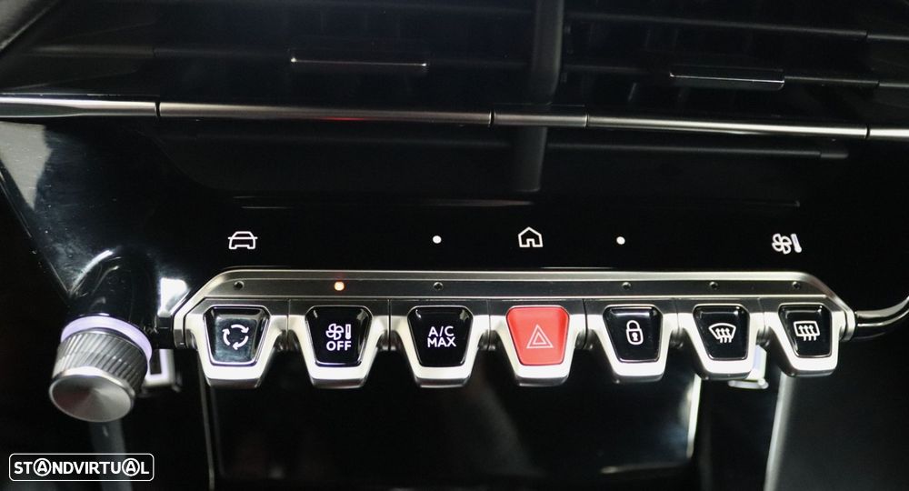 Peugeot 2008 1.2 Hybrid Allure e-DCS6 - 29