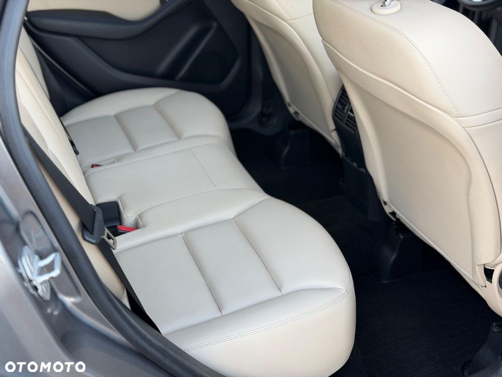 Mercedes-Benz Klasa B 180 UrbanStyle Edition - 8