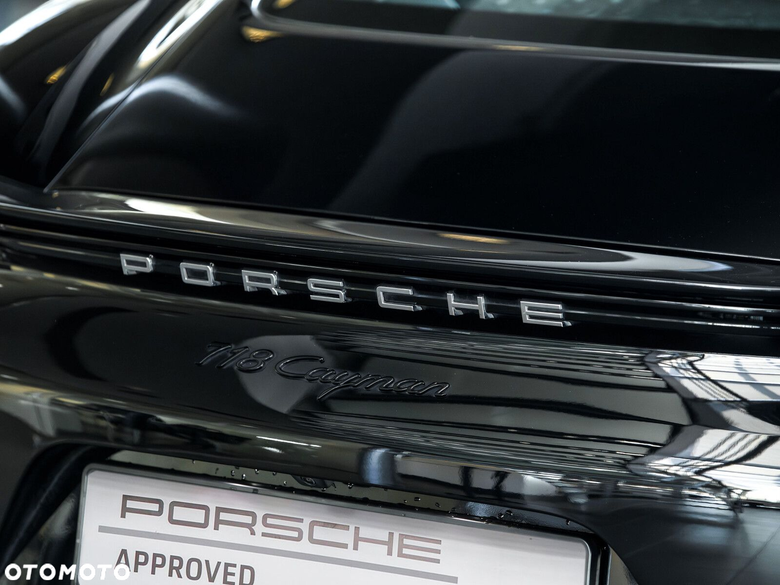 Porsche 718 Cayman - 18