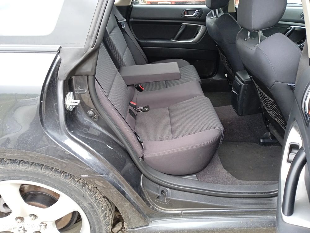 Subaru Outback - 5