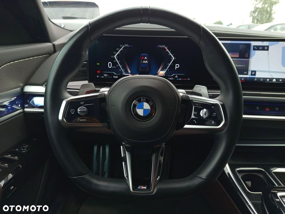 BMW Seria 7 - 12