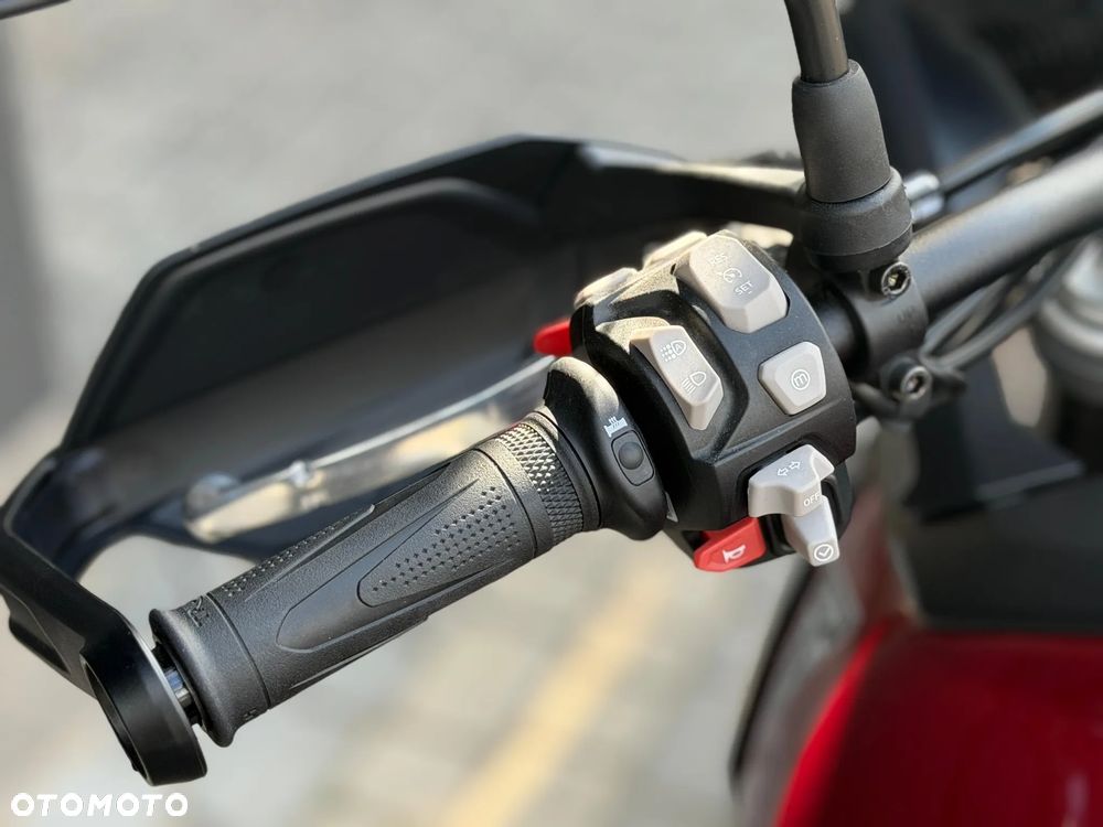 Triumph Tiger - 8