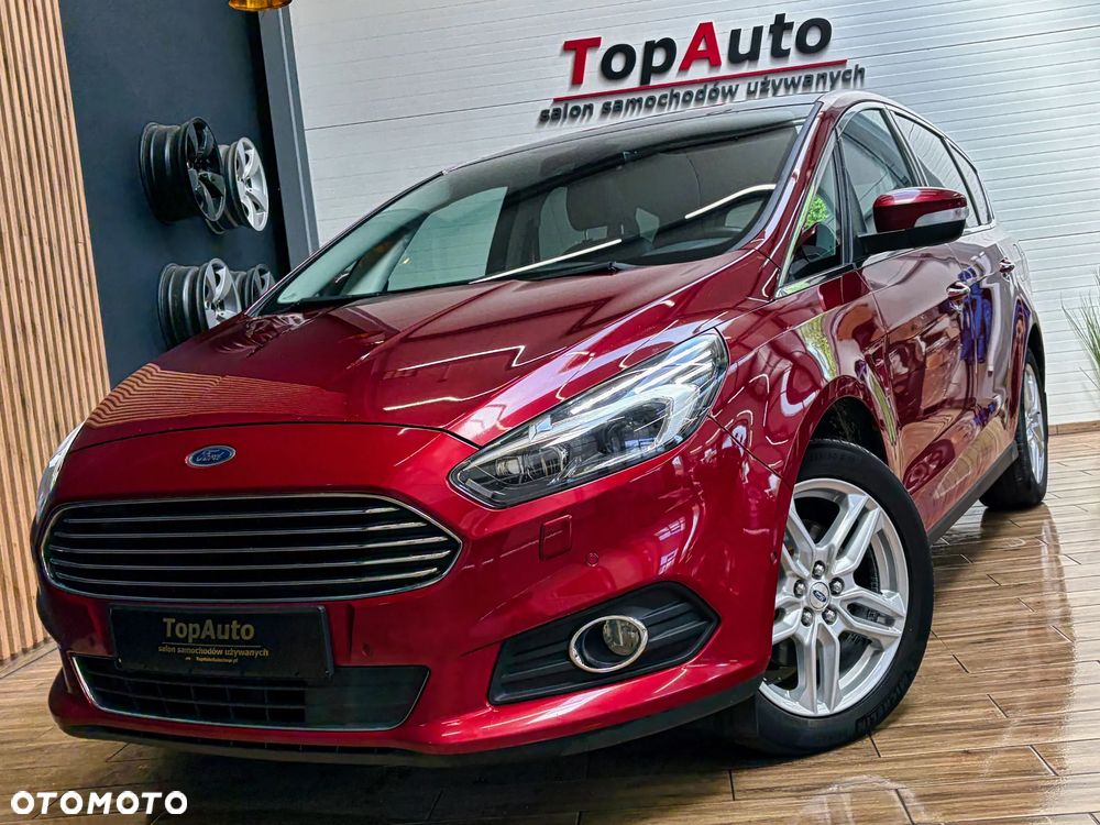 Ford S-Max 2.0 EcoBoost Titanium - 2