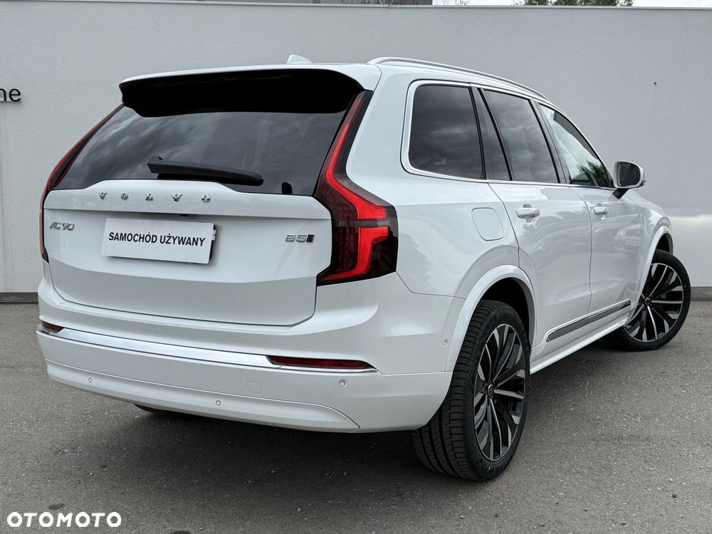 Volvo XC 90 - 9