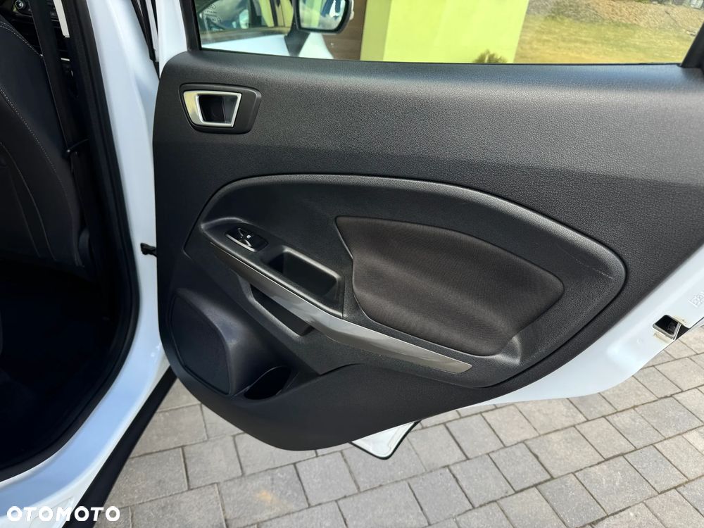 Ford EcoSport 1.0 EcoBoost TREND - 32