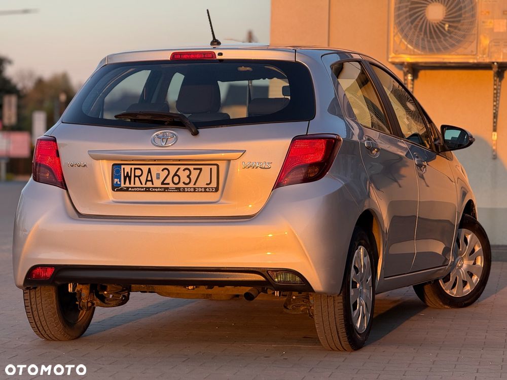 Toyota Yaris 1.33 Luna - 22