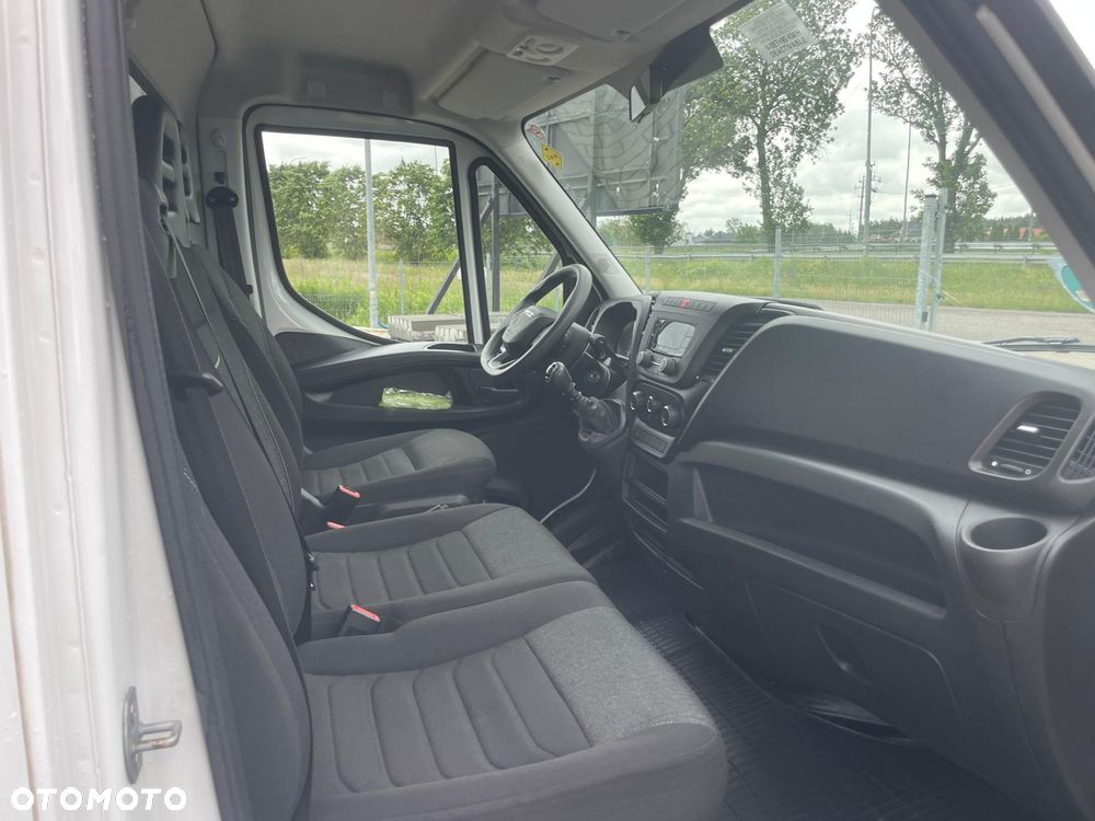 Iveco 35S18 Kontener 8EP Winda - 15