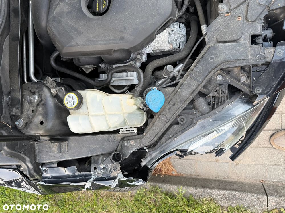 Volvo V40 T4 Powershift Momentum - 33