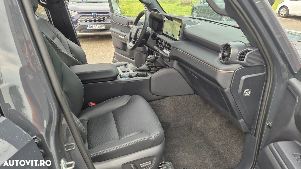 Toyota Land Cruiser 250 2.8l D-4D 204 CP A/T 7 locuri Luxury - 9