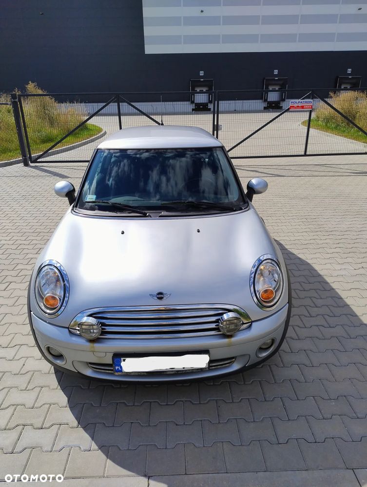 MINI Cooper Standard - 2
