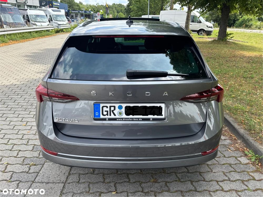 Skoda Octavia 2.0 TDI Style DSG - 8